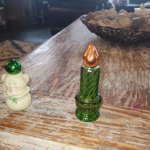!3 Vintage Avon Bottles. - Picture 2 of 3